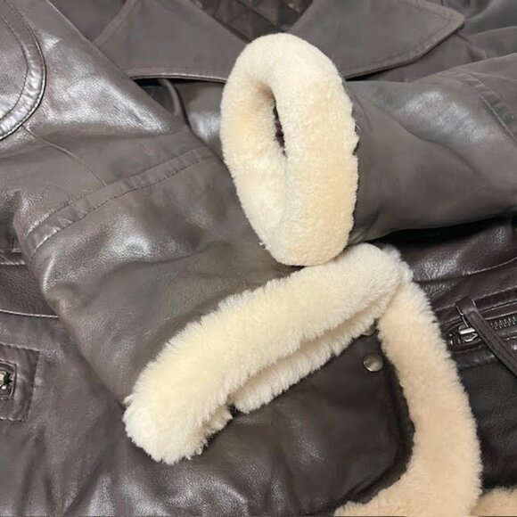 Danier Leather Shearling Trim Aviator Jacket Small - Picture 6 of 16